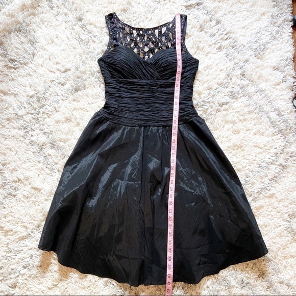 Ignite Evenings | Black Midi Length Embellished Sweetheart Formal Dress Size 10 - Picture 16 of 16